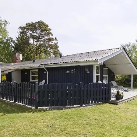 Holiday home Akima - 700m From The Sea In Ne Jutland By Interhome *