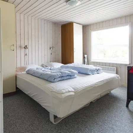 Akima - 700m From The Sea In Ne Jutland By Interhome Holiday home Hals