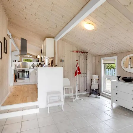 Akima - 700m From The Sea In Ne Jutland By Interhome * Hals